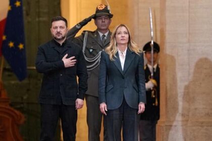 en-directo,-guerra-en-ucrania:-volodymyr-zelensky-est-arrive-a-rome-pour-des-pourparlers-avec-giorgia-meloni