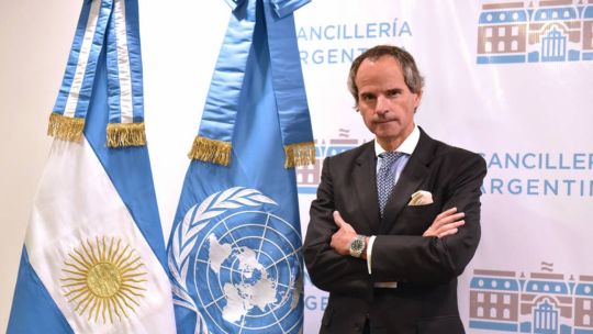 el-argentino-rafael-grossi,-entre-los-100-mas-influyentes-de-time-en-medio-de-la-tension-nuclear-con-iran