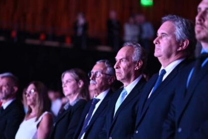 el-museo-del-holocausto-y-la-daia-conmemoraron-el-83°-aniversario-del-levantamiento-del-gueto-de-varsovia