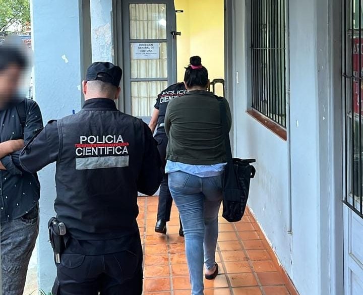buscan-a-dos-sospechosos-por-un-robo-en-oficinas-del-paseo-bosetti-en-posadas
