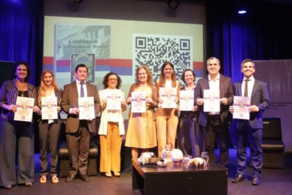 presentaron-la-constitucion-de-misiones-en-lectura-facil:-version-digital,-accesible-y-pensada-para-estudiantes