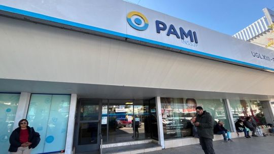 farmacias-del-chaco-alertan-por-deuda-del-pami:-“no-cobramos-desde-enero”