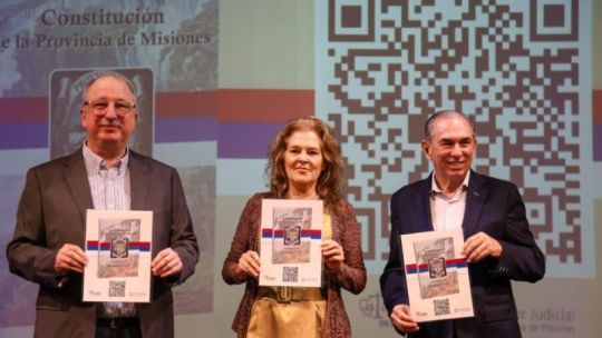 passalacqua-acompano-la-presentacion-de-la-constitucion-de-misiones-en-formato-de-lectura-facil
