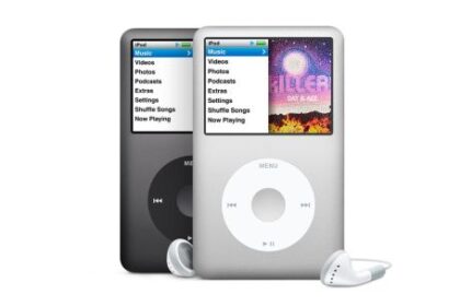 la-rebelion-del-ipod:-por-que-la-generacion-z-paga-fortunas-por-tecnologia-que-solo-reproduce-musica