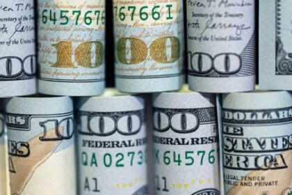 a-cuanto-cerro-el-dolar-hoy,-miercoles-15-de-abril