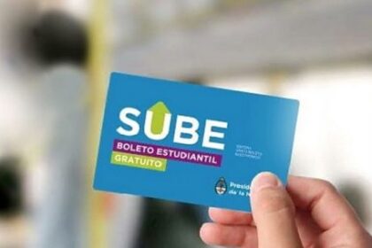 boleto-universitario:-denuncian-“recortes”,-mientras-aseguran-que-la-carga-en-la-sube-“esta-al-caer”