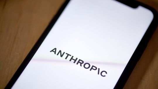 anthropic-podria-elevar-su-valoracion-a-us$800.000-millones