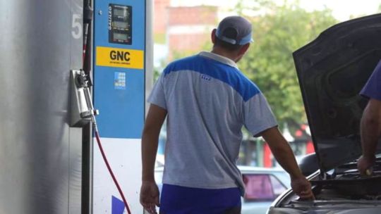 la-suba-de-la-nafta-impulsa-un-cambio-masivo-al-gnc-en-cordoba