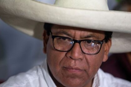 elecciones-en-peru:-el-izquierdista-sanchez-se-acerca-a-la-segunda-vuelta-ante-fujimori