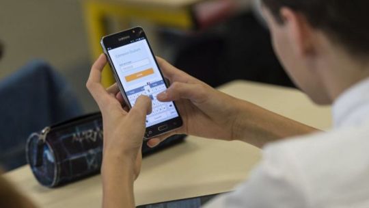 sin-celulares:-la-medida-de-una-escuela-correntina-para-mejorar-la-atencion-de-los-alumnos