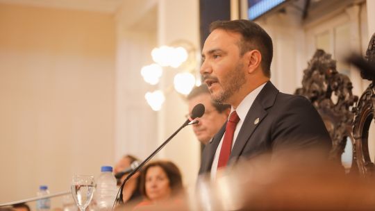 el-gobernador-de-corrientes-advirtio-que-el-aumento-a-judiciales-generaria-un-deficit-de-$48-mil-millones