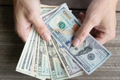 a-cuanto-cerro-el-dolar-hoy,-jueves-16-de-abril