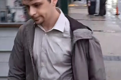 el-hijo-de-una-prestamista-de-manuel-adorni-declara-como-testigo-pero-podria-terminar-siendo-imputado-en-la-causa