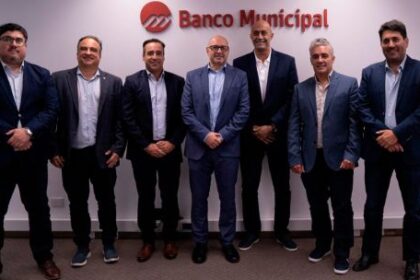 concejales-de-cordoba-y-rio-tercero-viajaron-a-rosario-para-estudiar-el-unico-banco-municipal-del-pais