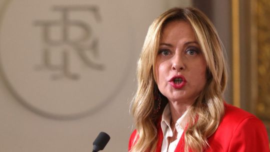 meloni-contra-trump:-la-inesperada-defensa-de-los-valores-europeos-frente-al-mesianismo-de-la-casa-blanca