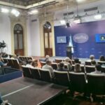 7-periodistas-acreditados-vuelven-a-la-casa-de-gobierno,-tras-restriccion-de-ingreso