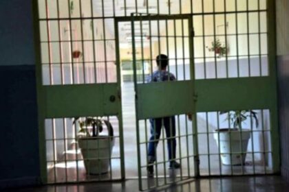 corrupcion-en-el-penal-de-bouwer:-una-“empresa”-de-estafas-funcionaba-bajo-un-cogobierno-carcelario