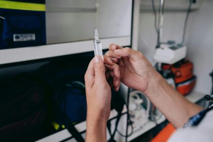 death-of-an-anesthesiologist-kickstarts-an-investigation-into-theft-and-use-of-sedatives
