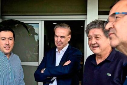 pichetto-con-monzo,-nardini-y-kikuchi