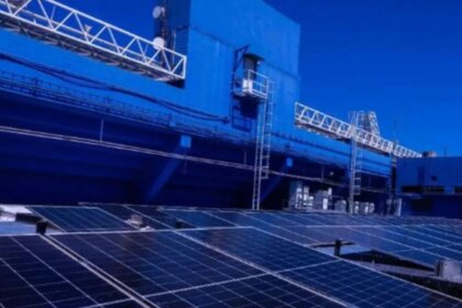 este-equipo-argentino-inaugura-el-primer-estadio-del-pais-que-genera-su-propia-energia-solar