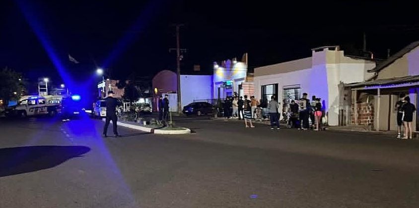 crimen-en-un-bar-de-bernardo-de-irigoyen:-mataron-a-tiros-a-un-hombre-y-los-agresores-huyeron-hacia-brasil-en-moto