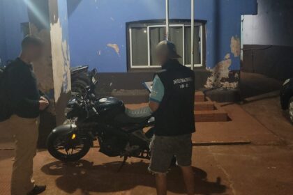 entrego-su-moto-y-casi-$3-millones-por-un-auto-robado:-desbaratan-una-estafa-millonaria-en-obera