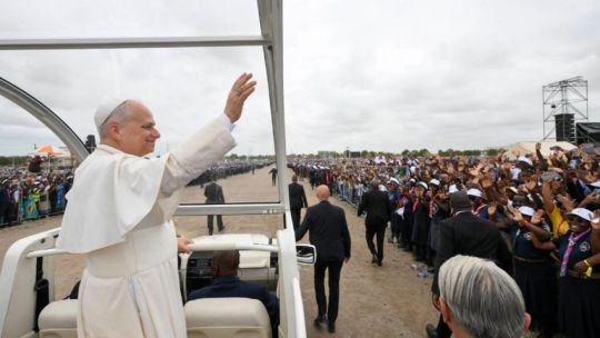 el-papa-leon-xiv-llamo-en-angola-a-superar-divisiones-y-reconstruir-la-esperanza-tras-la-guerra-civil