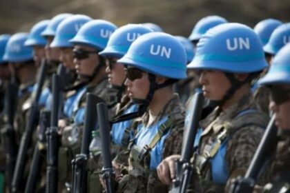 cascos-azules-de-la-onu:-que-hacen-y-por-que-son-clave-en-conflictos-como-el-de-israel-y-libano