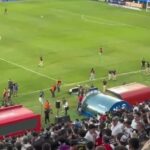se-suspendio-el-clasico-paraguayo-entre-olimpia-y-cerro-porteno-por-incidentes-entre-los-hinchas-y-la-policia