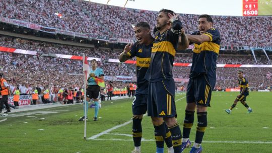 boca-edge-river-with-paredes-penalty-in-superclasico-at-monumental