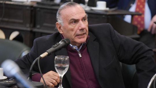 dura-critica-de-noel-breard-a-la-diplomacia-de-milei:-“es-incoherente-y-perjudica-el-reclamo-por-malvinas”