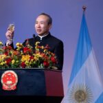dura-respuesta-de-la-embajada-china-a-los-dichos-del-embajador-estadounidense-peter-lamelas:-“ataco-y-difamo-la-cooperacion-entre-china-y-argentina”