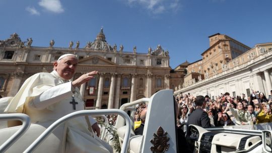 francisco,-el-jesuita-que-salio-del-‘fin-del-mundo’-para-salvar-a-iglesia-de-si-misma