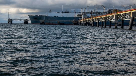 la-guerra-en-iran-esta-obligando-a-colombia-a-replantearse-su-demanda-energetica
