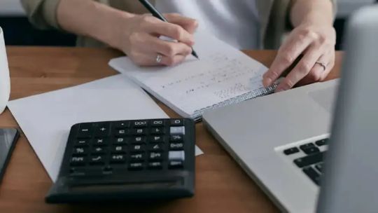 el-gobierno-reglamento-el-regimen-de-inocencia-fiscal:-“esto-tampoco-es-un-blanqueo,-es-un-tapon-fiscal”