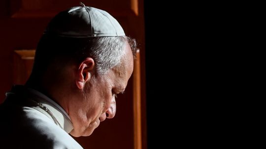 el-“francisco-ii”-que-no-fue:-como-leon-xiv-desconcerto-a-todos-en-el-vaticano
