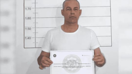 fred-machado-y-sus-dias-en-prision:-futbol-y-la-esperanza-depositada-en-una-firma-que-asesora-a-elon-musk