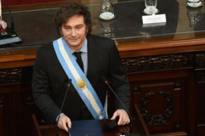 milei-envio-al-senado-un-acuerdo-final-con-fondos-buitre-para-cerrar-el-default-y-presiona-por-una-aprobacion-expres