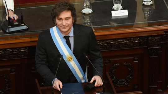 milei-envio-al-senado-un-acuerdo-final-con-fondos-buitre-para-cerrar-el-default-y-presiona-por-una-aprobacion-expres