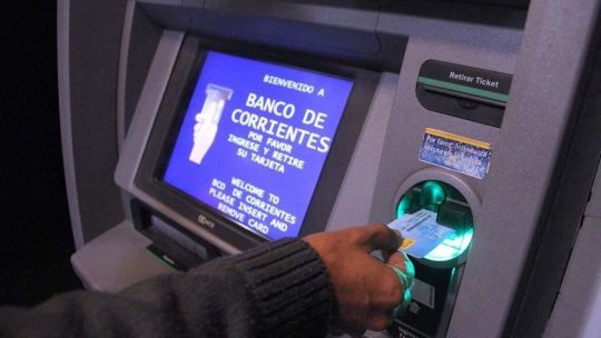 bancos-y-billeteras-virtuales:-que-operaciones-se-podran-realizar-durante-el-fin-de-semana-largo-del-1-de-mayo