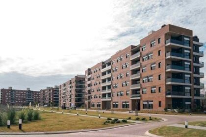 migracion-en-rosario:-crece-el-exodo-hacia-funes,-roldan-y-fisherton-por-cambios-urbanos-y-calidad-de-vida.