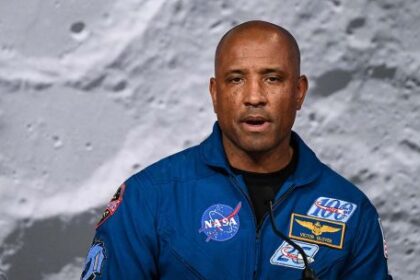el-astronauta-victor-glover-sobre-la-reentrada-a-la-atmosfera-de-artemis-ii:-“hay-algo-que-no-estoy-listo-para-hacer-publico”