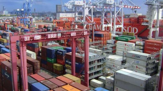 argentina-posts-‘historic’-march-trade-surplus-as-exports-surge