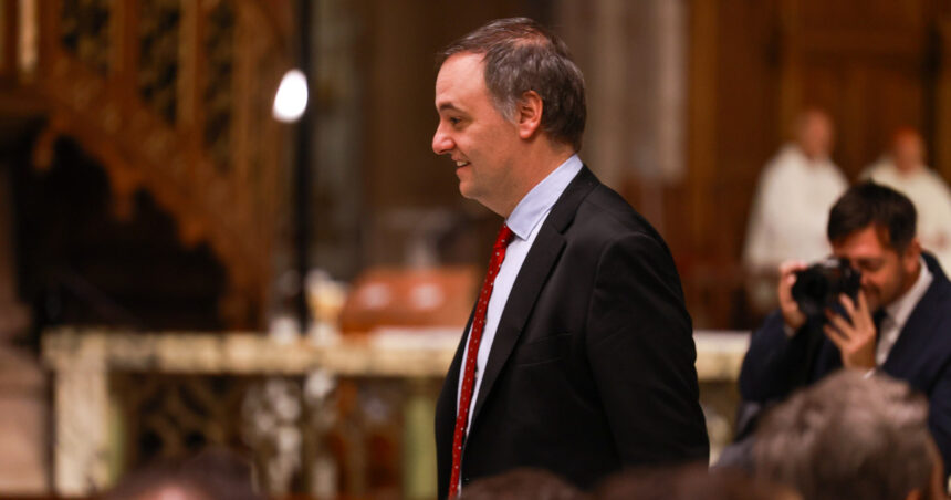 el-fiscal-profundiza-la-investigacion-patrimonial:-¿donde-consiguio-los-dolares-adorni?