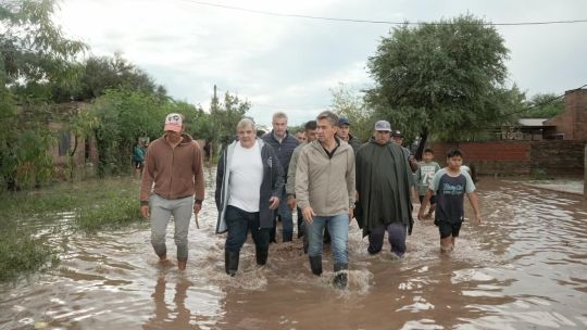 zdero-recorrio-castelli-y-despliegan-un-operativo-en-distintas-ciudades-por-las-inundaciones