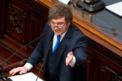 milei-anuncio-que-este-miercoles-enviara-la-reforma-electoral-al-congreso:-incluira-la-eliminacion-de-las-paso,-cambios-en-el-financiamiento-y-ficha-limpia