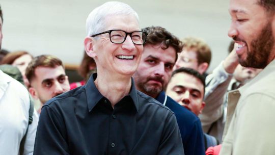 tim-cook-asegura-que-esta-sano-y-que-sera-presidente-de-apple-por-mucho-tiempo