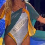 quien-es-“la-garota-de-ipanema”-que-desfilo-en-traje-de-bano-a-los-82-anos