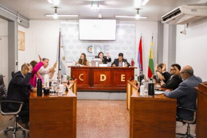 eldorado:-el-concejo-deliberante-convalido-el-contrato-de-concesion-del-servicio-de-transporte-urbano