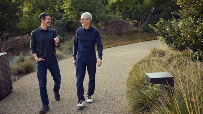 apple-anuncio-que-john-ternus-reemplazara-a-tim-cook-como-ceo-a-partir-de-septiembre
